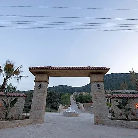 Karia Palamutbuekue 호텔 닷차